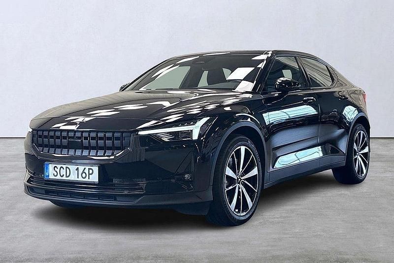 Svart Begagnad 2021 Polestar 2 Plus Sedan | 349 900 kr (Marknadspris) - Bild 1/4