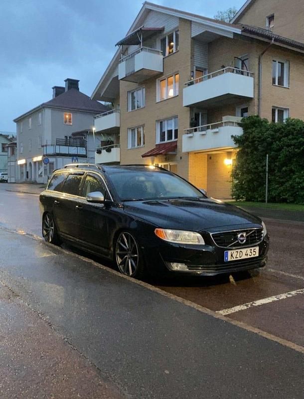 Begagnad Volvo V70 163 HK (119 kW) 2011 Kombi