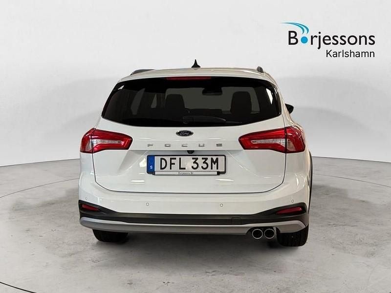 Begagnad Ford Focus Active 126 HK (92 kW) 2022 Vit Kombi