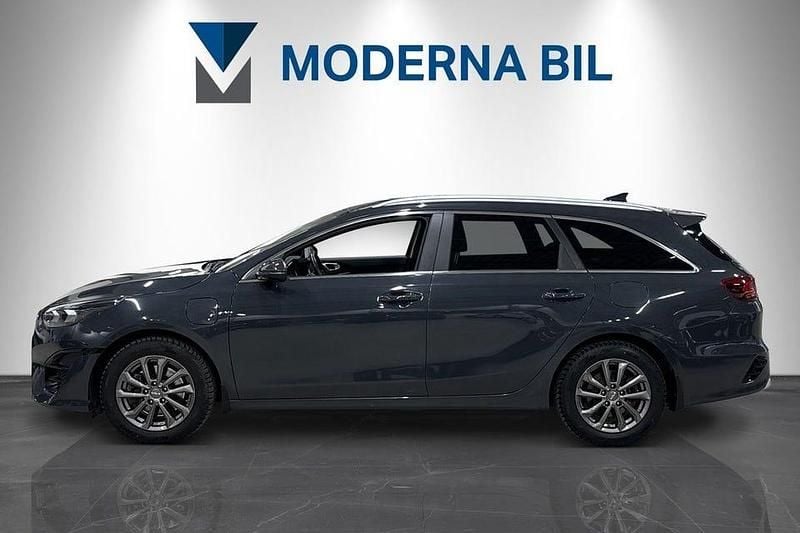 Begagnad Kia Ceed Sportswagon Advance 141 HK (103 kW) 2022 Grå Kombi
