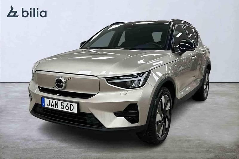 Grå Begagnad 2024 Volvo XC40 Single Motor Extended Range SUV | 409 900 kr - Bild 1/1