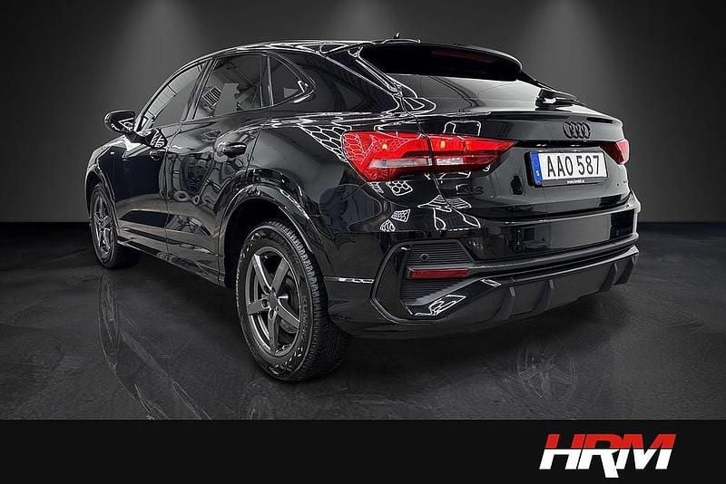 Begagnad Audi Q3 Sportback S-Line 200 HK (147 kW) 2021 Svart SUV