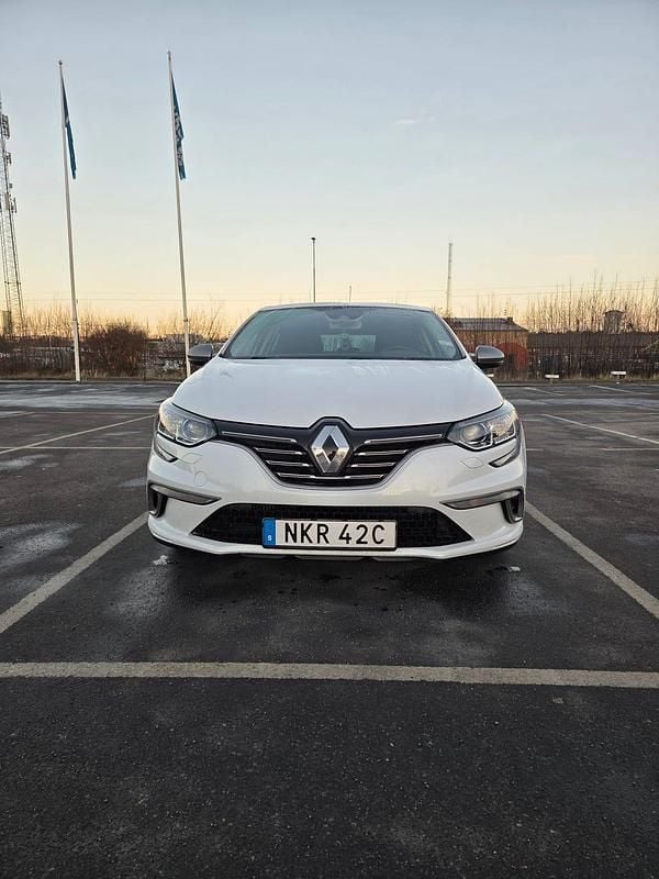 Begagnad 2019 Renault Mégane IV Halvkombi | 129 000 kr (Superpris) - Bild 1/4