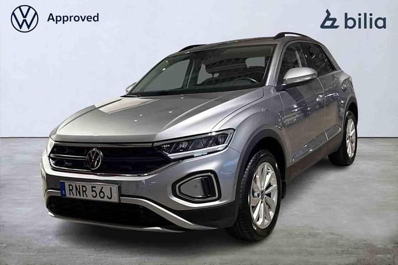Silver Begagnad 2024 VW T-Roc SUV | 304 900 kr (Lite dyr) - Bild 1/1