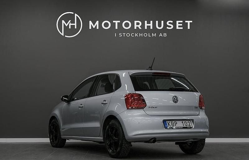 Begagnad VW Polo 90 HK (66 kW) 2012 Silver Halvkombi