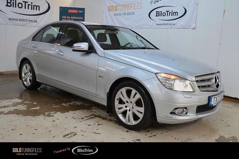 Silver Begagnad 2011 Mercedes C180 Avantgarde Sedan | 99 900 kr (Marknadspris) - Bild 1/4