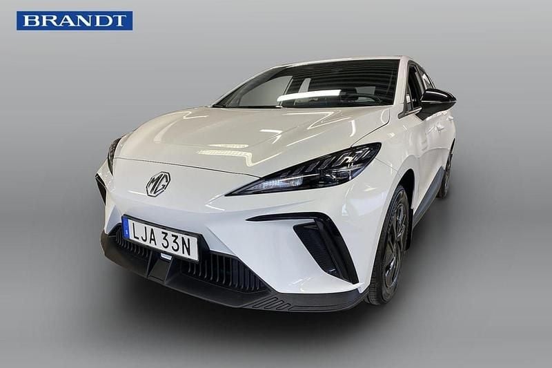 Vit Begagnad 2023 MG MG4 EV Halvkombi | 229 900 kr - Bild 1/4