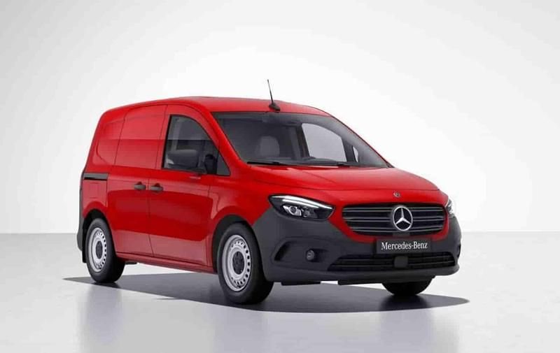 Röd Begagnad 2023 Mercedes Citan 110 Van | 269 000 kr (Dyr) - Bild 1/1