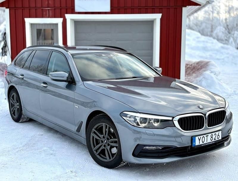 Begagnad BMW 520 Sport Line 190 HK (139 kW) 2018 Blå Kombi