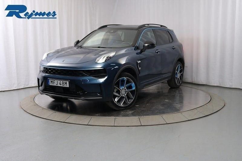 Blå Begagnad 2023 Lynk & Co 01 SUV | 299 800 kr - Bild 1/4