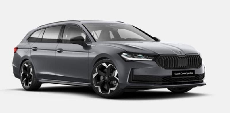 Grå Ny 2025 Skoda Superb SportLine Kombi | 594 100 kr - Bild 1/4