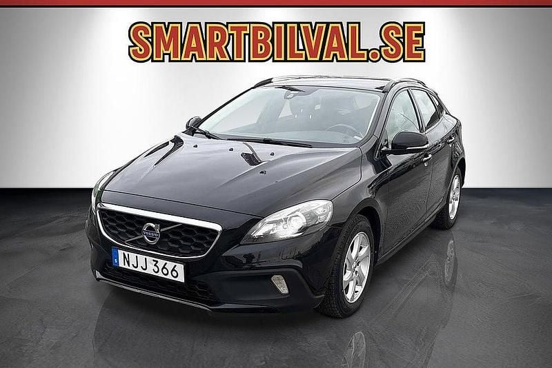 Begagnad Volvo V40 Momentum 114 HK (83 kW) 2013 Svart Halvkombi