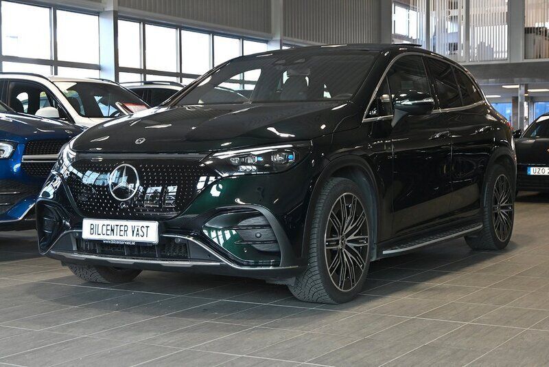 Grön Begagnad 2023 Mercedes EQE500 AMG Line Premium SUV | 749 000 kr (Marknadspris) - Bild 1/4