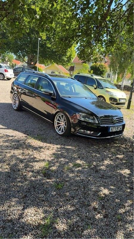 Svart Begagnad 2012 VW Passat GT Kombi | 56 000 kr (Marknadspris) - Bild 1/4