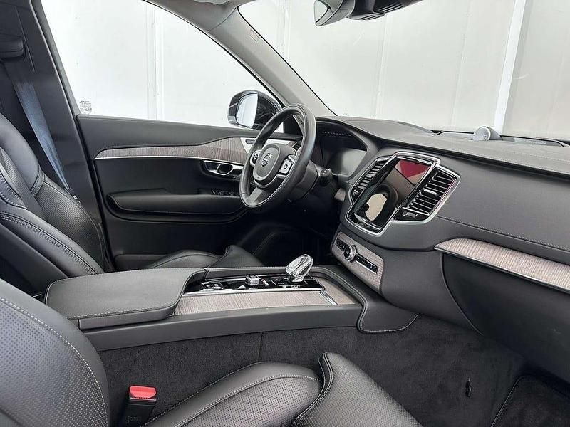 Begagnad Volvo XC90 Inscription 392 HK (288 kW) 2022 Svart SUV