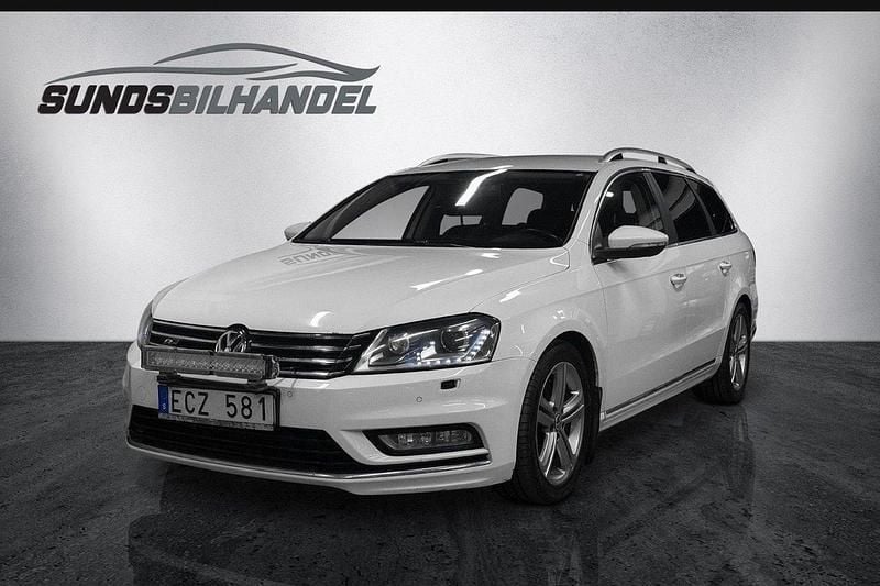 Vit Begagnad 2013 VW Passat GT Kombi | 79 900 kr (Marknadspris) - Bild 1/4