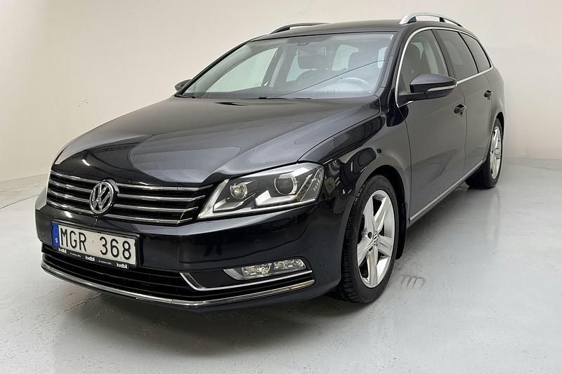 Svart Begagnad 2012 VW Passat GT | 130 000 kr (Marknadspris) - Bild 1/4