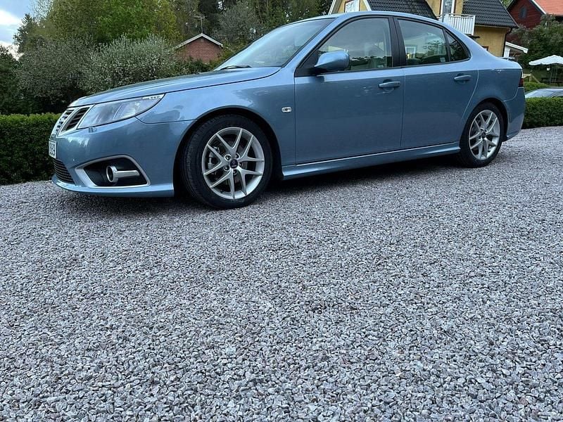 Blå Begagnad 2008 Saab 9-3 Vector Sedan | 65 000 kr (Lite dyr) - Bild 1/4