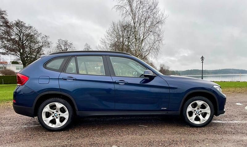 Begagnad 2014 BMW X1 SUV | 99 000 kr (Marknadspris) - Bild 1/4