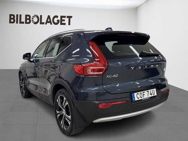 Begagnad Volvo XC40 Inscription 265 HK (194 kW) 2020 Mörkblå SUV