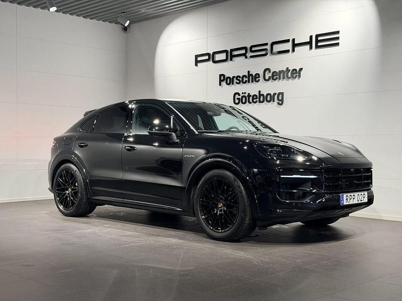Begagnad Porsche Cayenne 471 HK (346 kW) 2025 Svart SUV