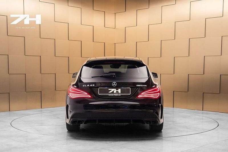 Begagnad Mercedes CLA45 AMG Shooting Brake AMG 360 HK (264 kW) 2015 Svart Kombi