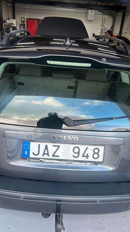 Grå Begagnad 2007 Volvo V50 Momentum Kombi | 28 900 kr - Bild 1/4
