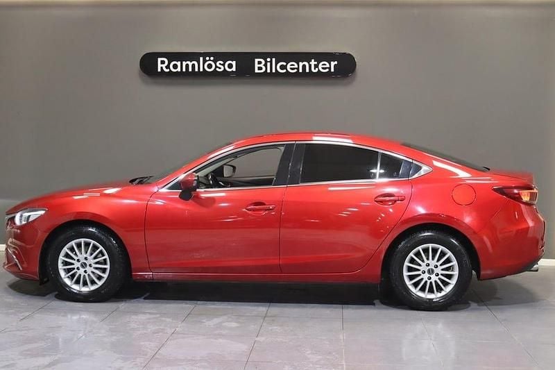 Röd Begagnad 2015 Mazda 6 Sedan | 109 900 kr (Bra pris) - Bild 1/4