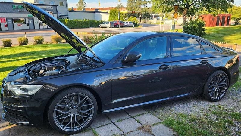 Grå Begagnad 2013 Audi S6 Sedan | 319 000 kr (Superpris) - Bild 1/4