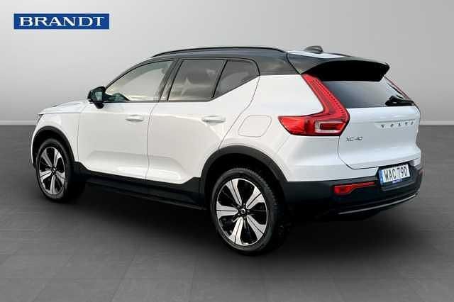Begagnad Volvo XC40 Single Motor 175 kW (238 HK) 2023 Vit SUV