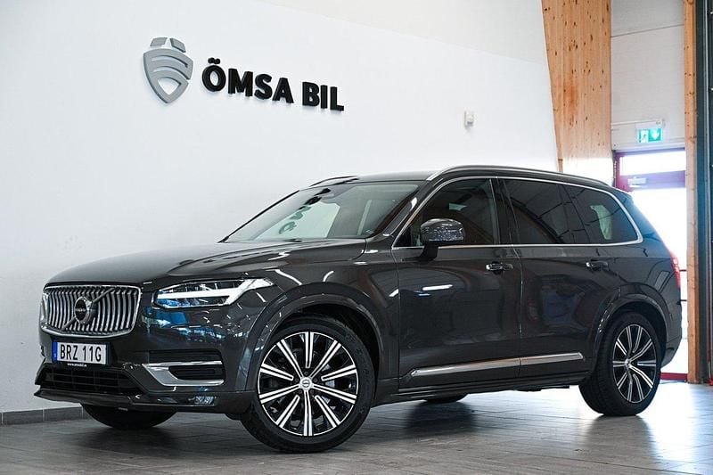 Mörkgrå Begagnad 2022 Volvo XC90 Inscription SUV | 499 800 kr (Bra pris) - Bild 1/4