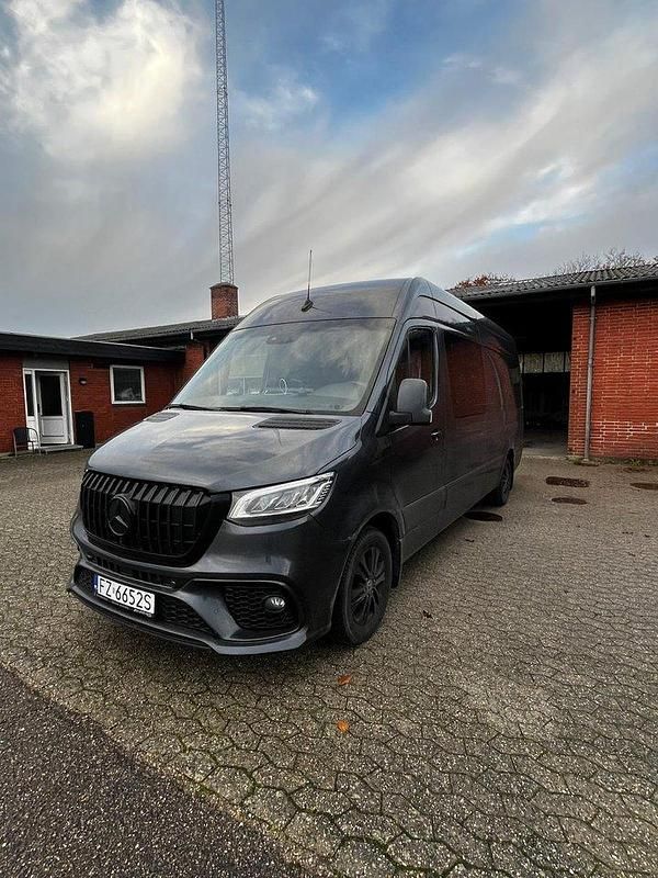 Begagnad 2022 Mercedes Sprinter Van | 1 199 900 kr - Bild 1/4