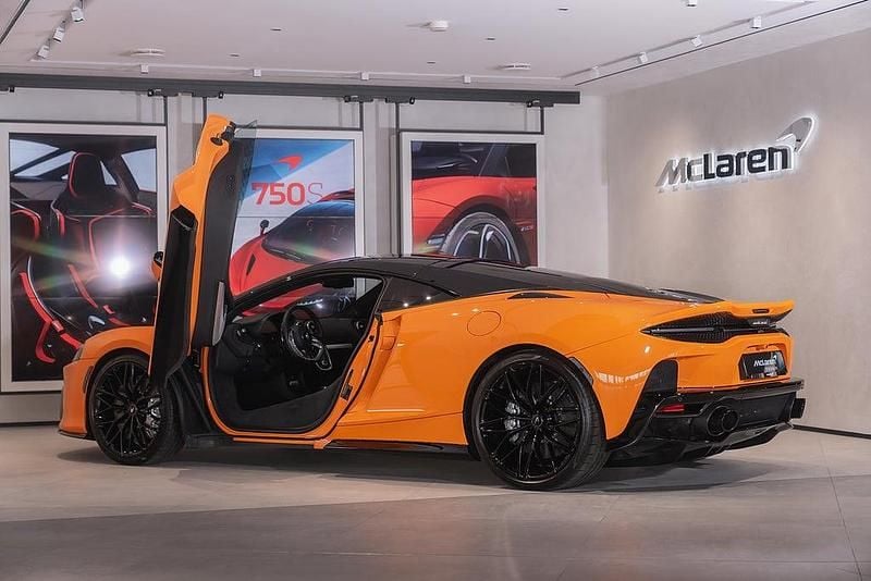 Begagnad McLaren GTS 635 HK (467 kW) 2024 Orange Sportkupé