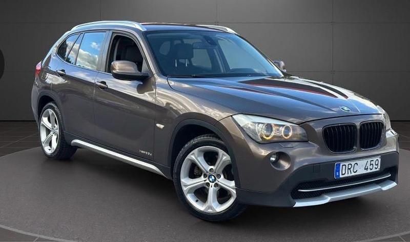 Begagnad 2011 BMW X1 SUV | 69 900 kr (Marknadspris) - Bild 1/4