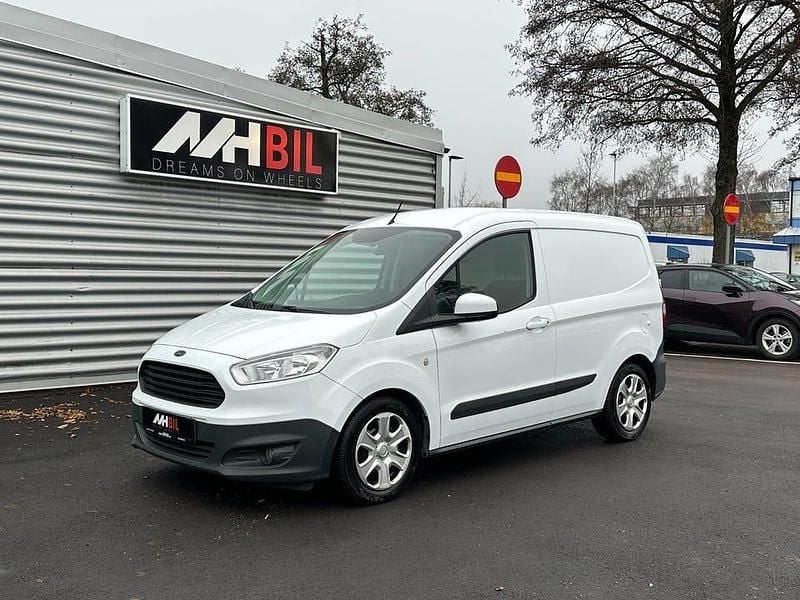 Vit Begagnad 2015 Ford Transit Van | 59 900 kr (Lite dyr) - Bild 1/4