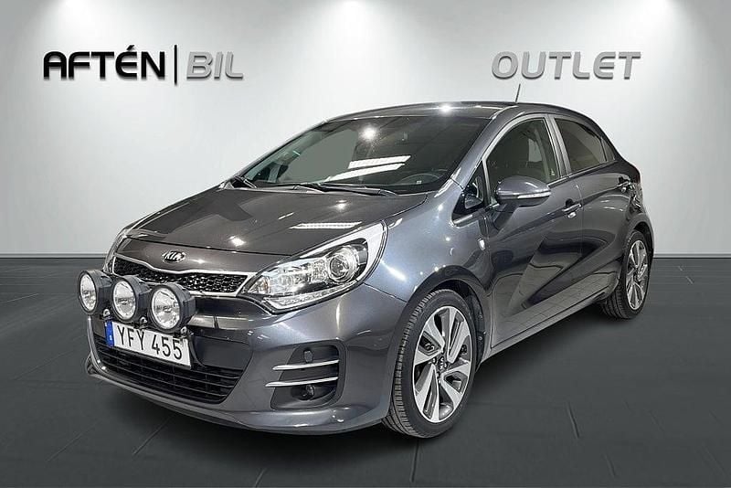 Grå Begagnad 2016 Kia Rio Halvkombi | 89 800 kr (Marknadspris) - Bild 1/3