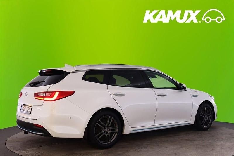 Begagnad Kia Optima Plus 205 HK (150 kW) 2020 Vit Kombi