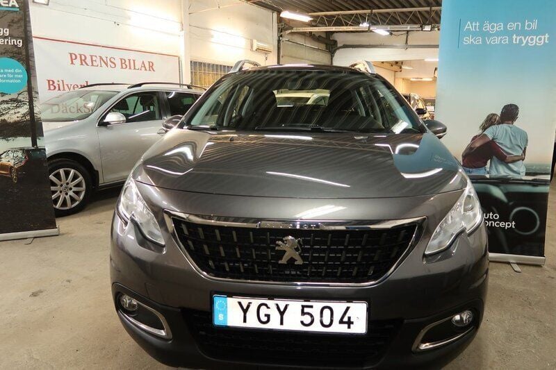 Mörkgrå (grå) Begagnad 2016 Peugeot 2008 SUV | 99 900 kr (Marknadspris) - Bild 1/4