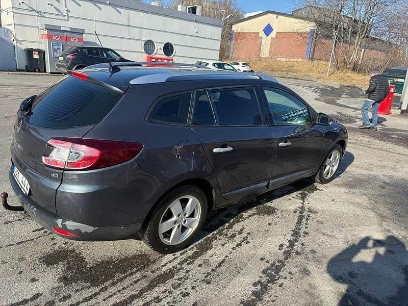 Begagnad Renault Mégane III 90 HK (66 kW) 2011