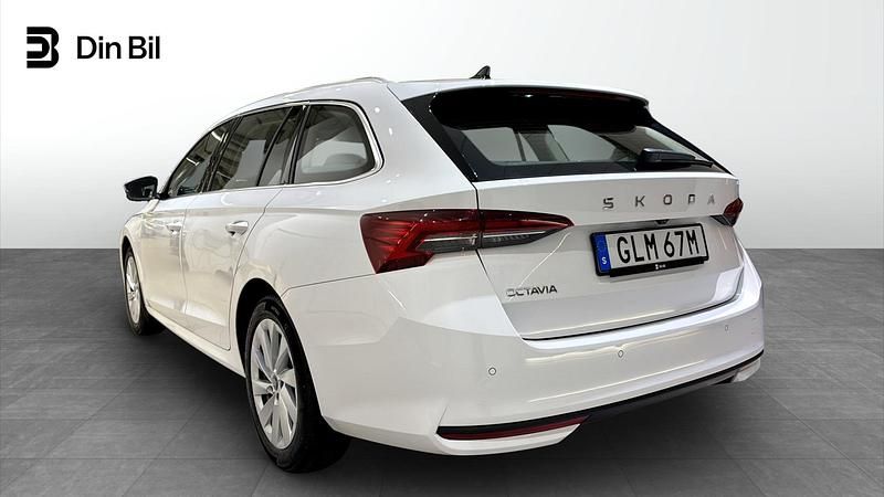 Begagnad Skoda Octavia Selection 116 HK (85 kW) 2025 Vit Kombi