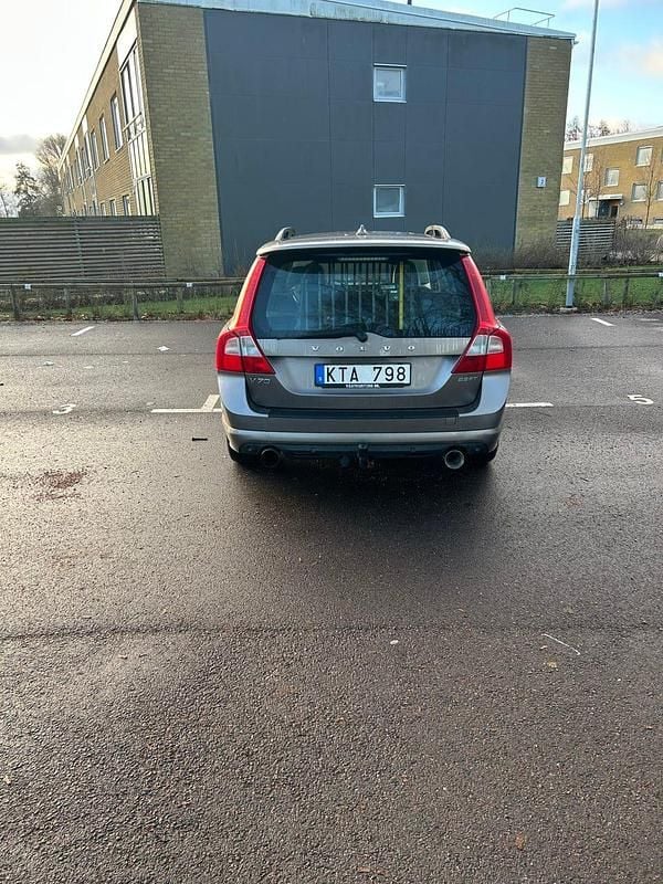 Begagnad 2011 Volvo V70 Kombi | 58 000 kr (Superpris) - Bild 1/1