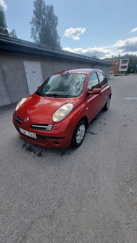Röd Begagnad 2007 Nissan Micra Halvkombi | 24 000 kr (Marknadspris) - Bild 1/4