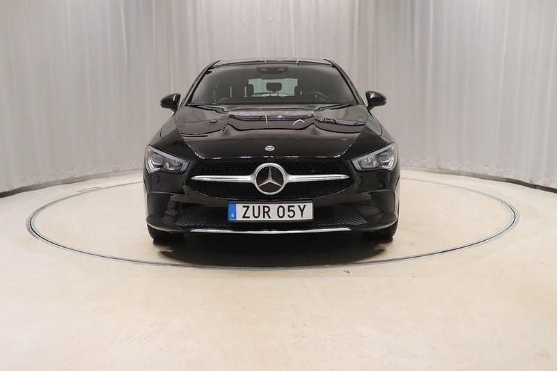 Begagnad Mercedes CLA250 160 HK (117 kW) 2023 Svart Sedan