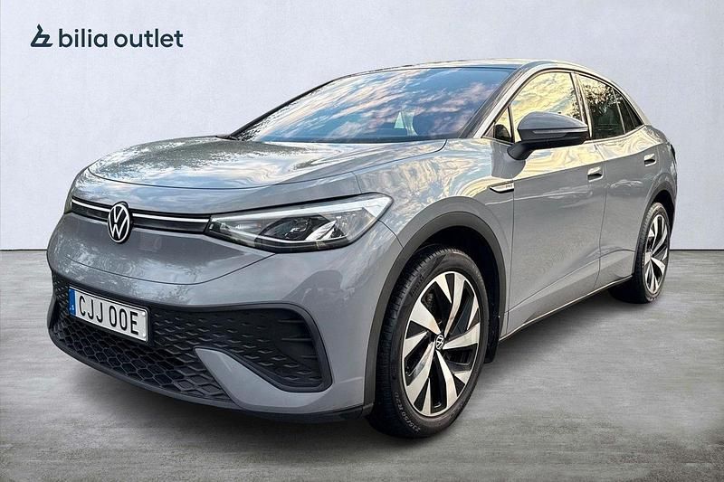 Grå Begagnad 2022 VW ID.5 Pro Performance SUV | 289 900 kr (Dyr) - Bild 1/4