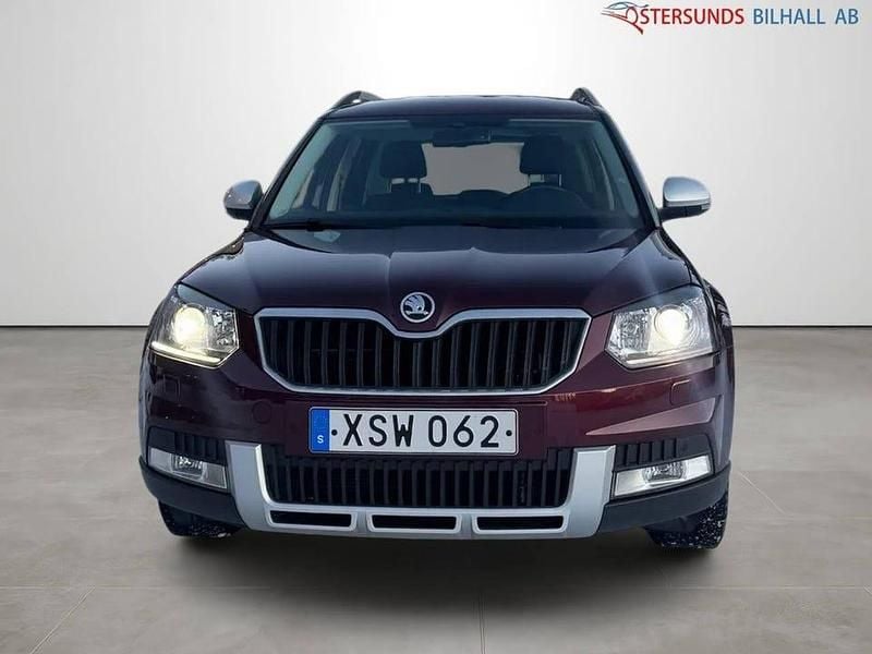 Begagnad Skoda Yeti Outdoor 150 HK (110 kW) 2016 Röd SUV