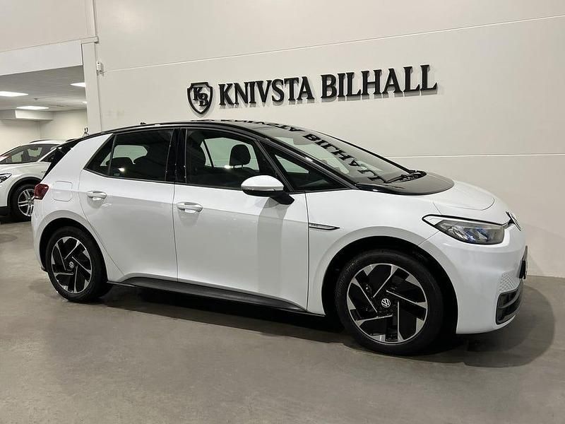 Begagnad VW ID.3 Pro Performance 150 kW (204 HK) 2021 Vit Halvkombi