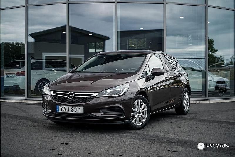 Brun Begagnad 2015 Opel Astra Halvkombi | 99 900 kr (Lite dyr) - Bild 1/4