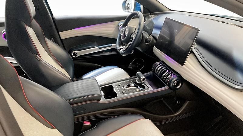 Begagnad BYD Atto 3 Design 150 kW (204 HK) 2022 Blå SUV