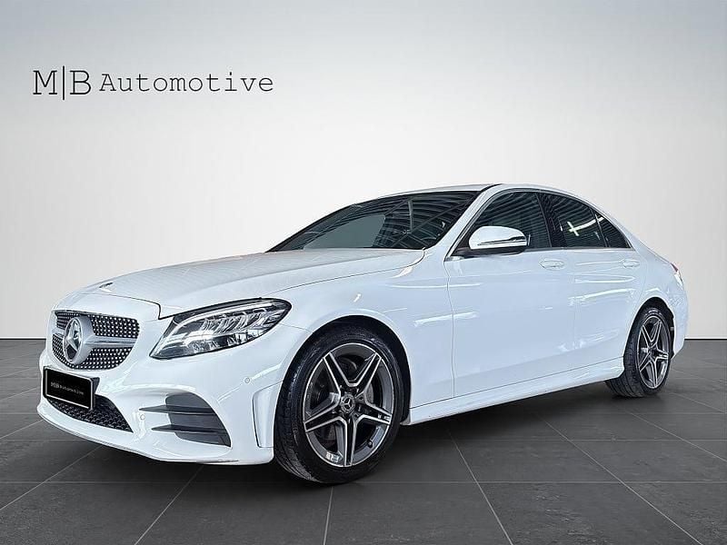 Begagnad Mercedes C200 AMG line 150 HK (110 kW) 2018 Vit Sedan