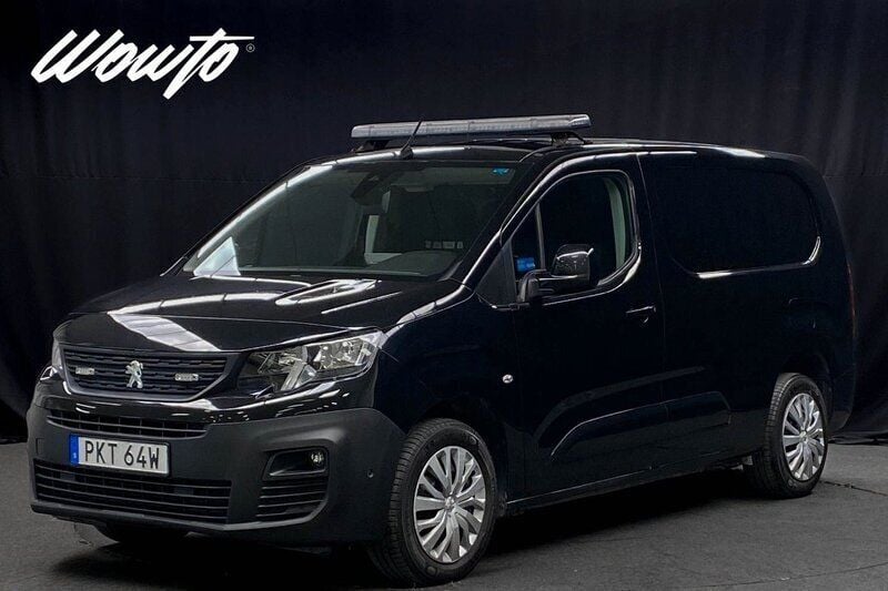 Svart Begagnad 2020 Peugeot Partner Minibuss | 199 800 kr (Lite dyr) - Bild 1/3